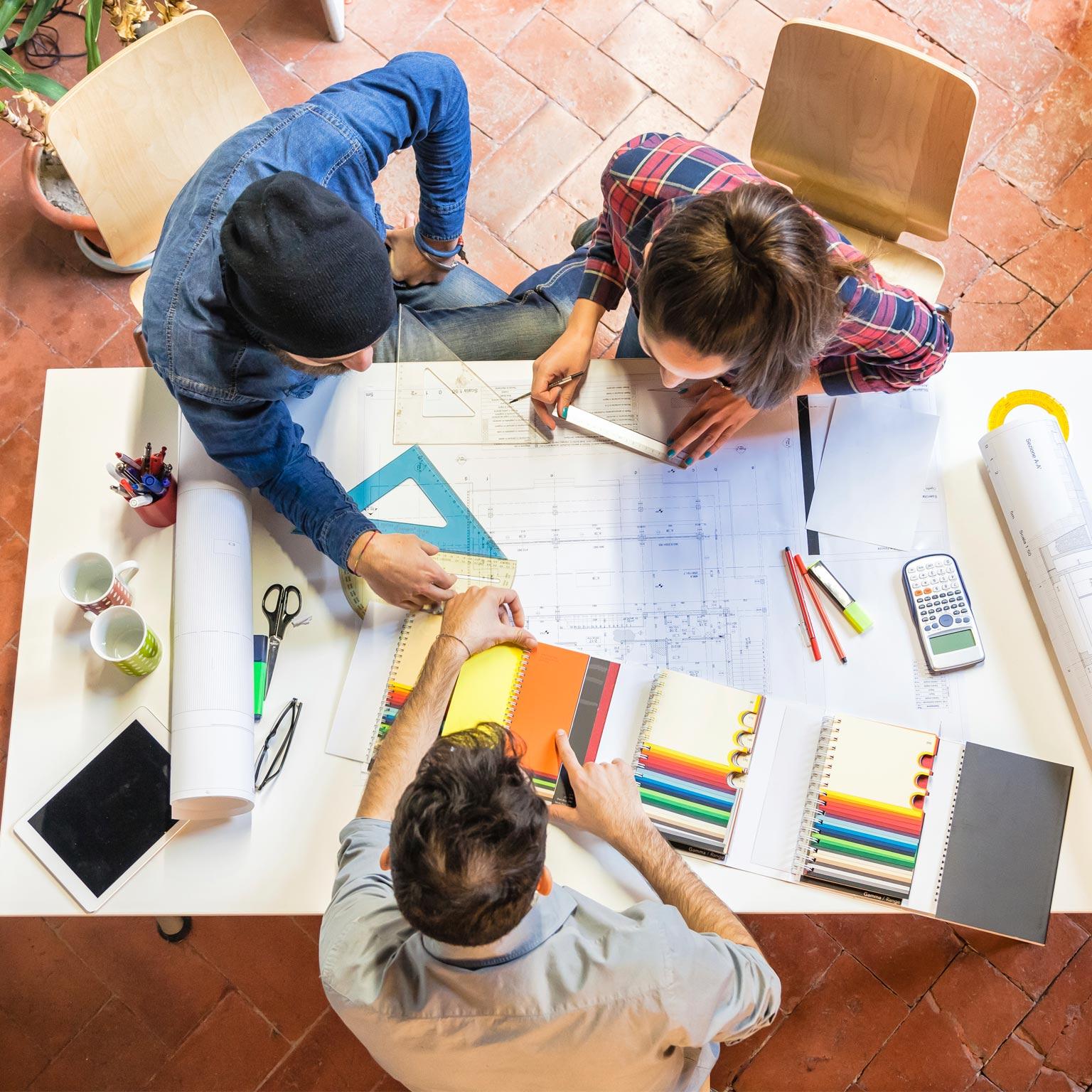 q16_web_caroline-webb_525328447_1536x1536_Original