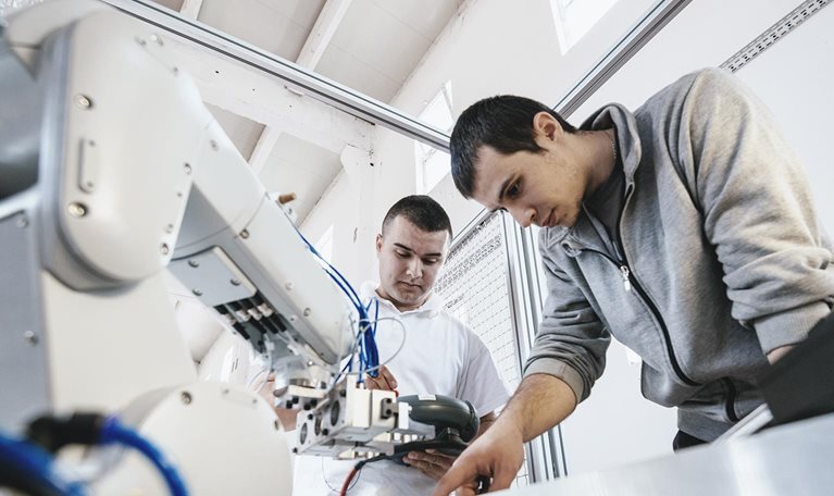 Diálogo com CEOs: perspectivas sobre reimaginar as operações para crescer