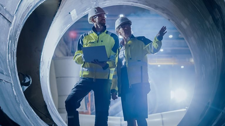 Como impulsionar o crescimento em serviços industriais: aprimorar a experiência do cliente