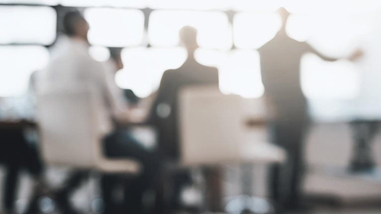 Leading operating model modernization: What do transformation leaders say?